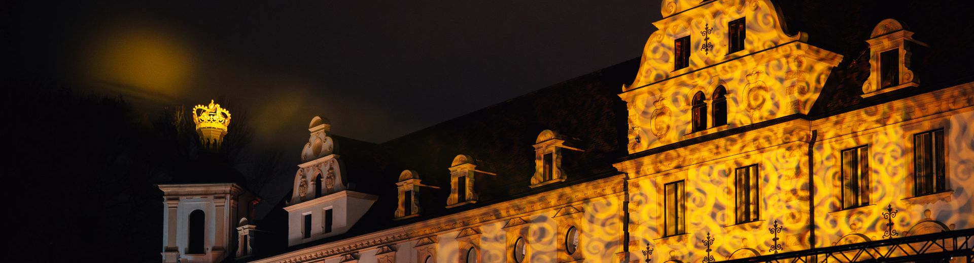 Romantischer Weihnachtsmarkt auf Schloss Thurn und Taxis Regensburg