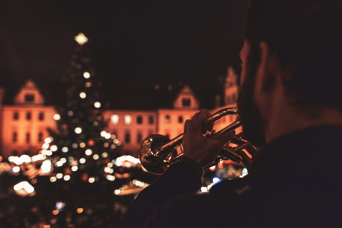 Romantischer Weihnachtsmarkt auf Schloss Thurn und Taxis Regensburg